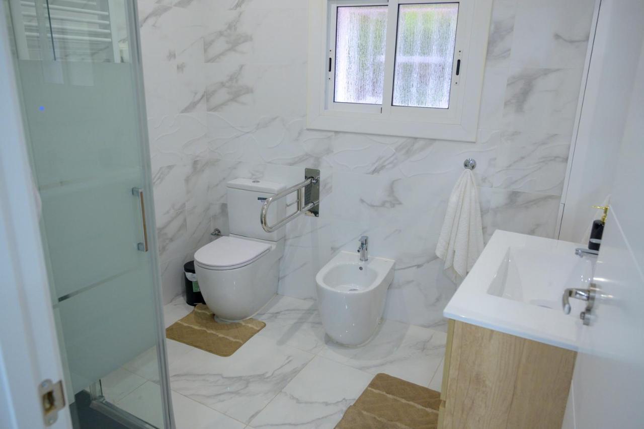 Relax House Barcelone Villa Sant Esteve Sesrovires Luaran gambar