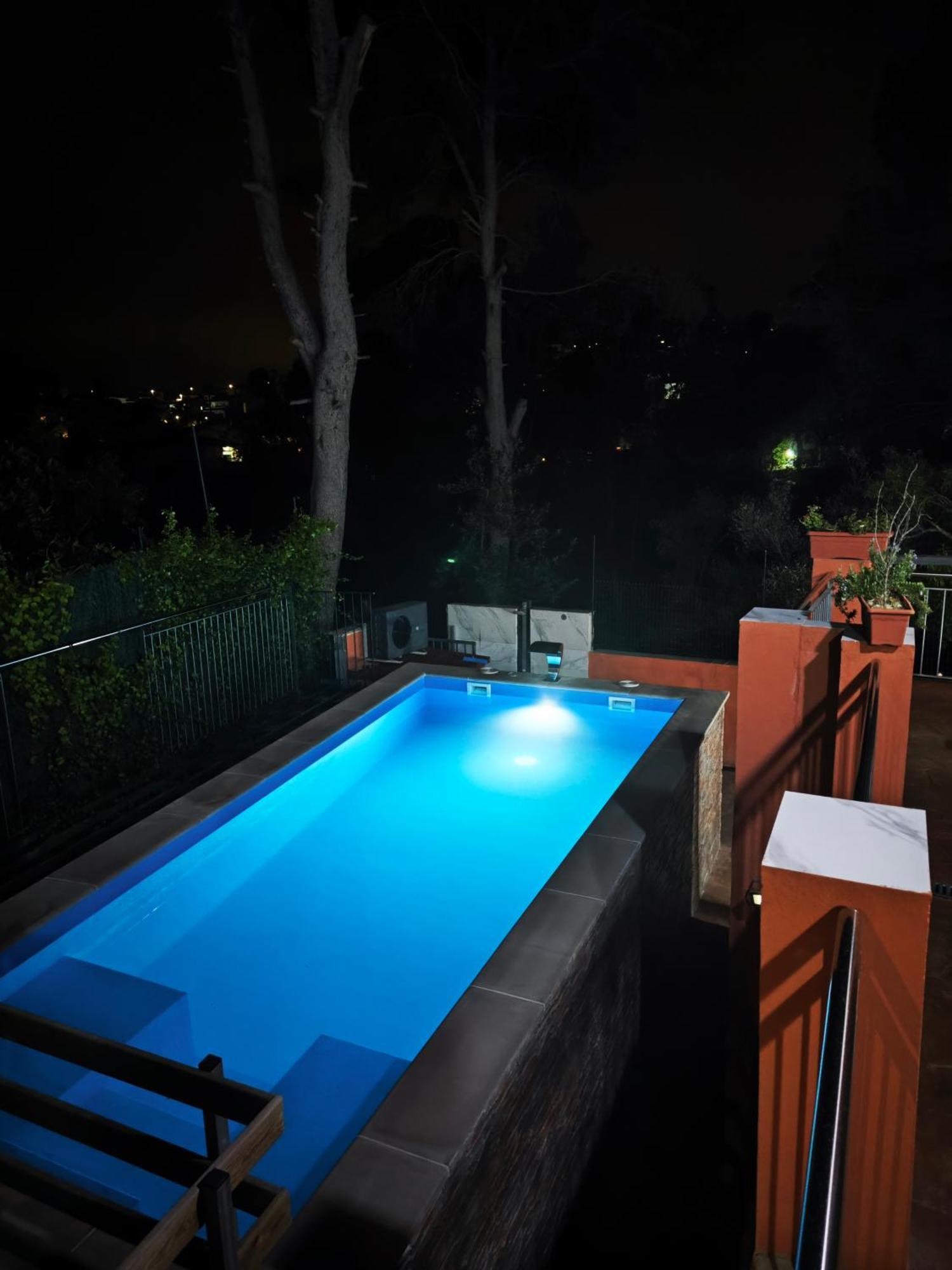 Relax House Barcelone Villa Sant Esteve Sesrovires Luaran gambar